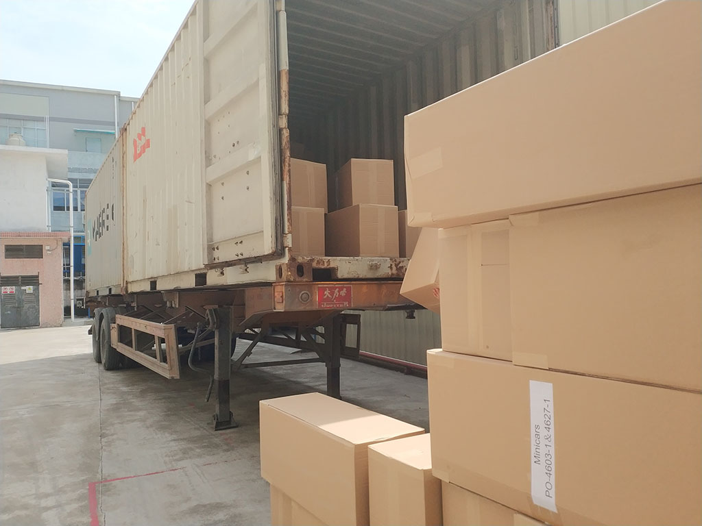 Joysway Factory Shipping Container Goods to Customer7